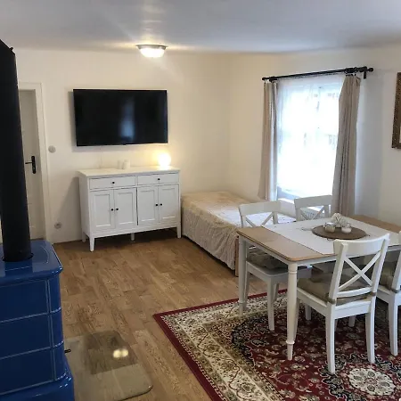 Samostatny V Hanackem Statku Apartament Prikazy